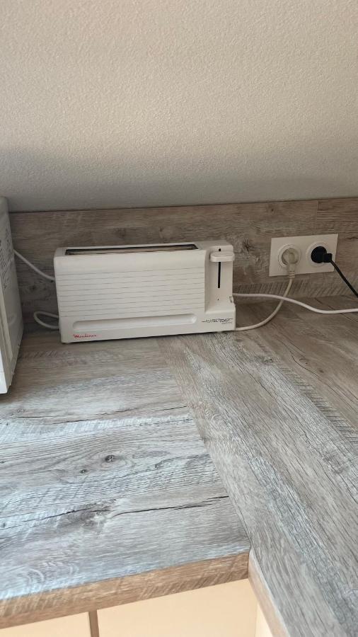 Appartement Bes,, Attique Neuf Avec Confort Wittenheim Eksteriør billede