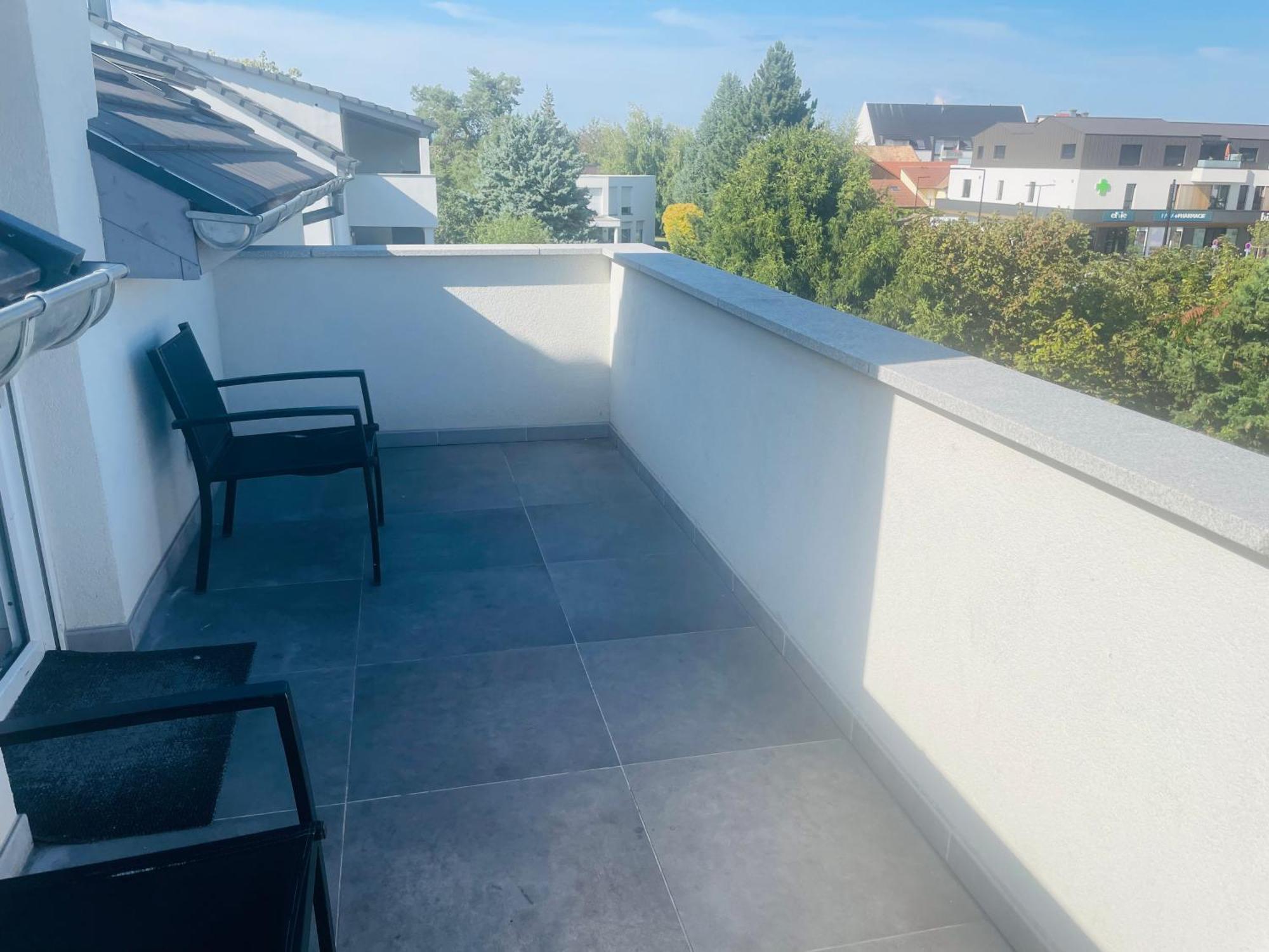 Appartement Bes,, Attique Neuf Avec Confort Wittenheim Eksteriør billede