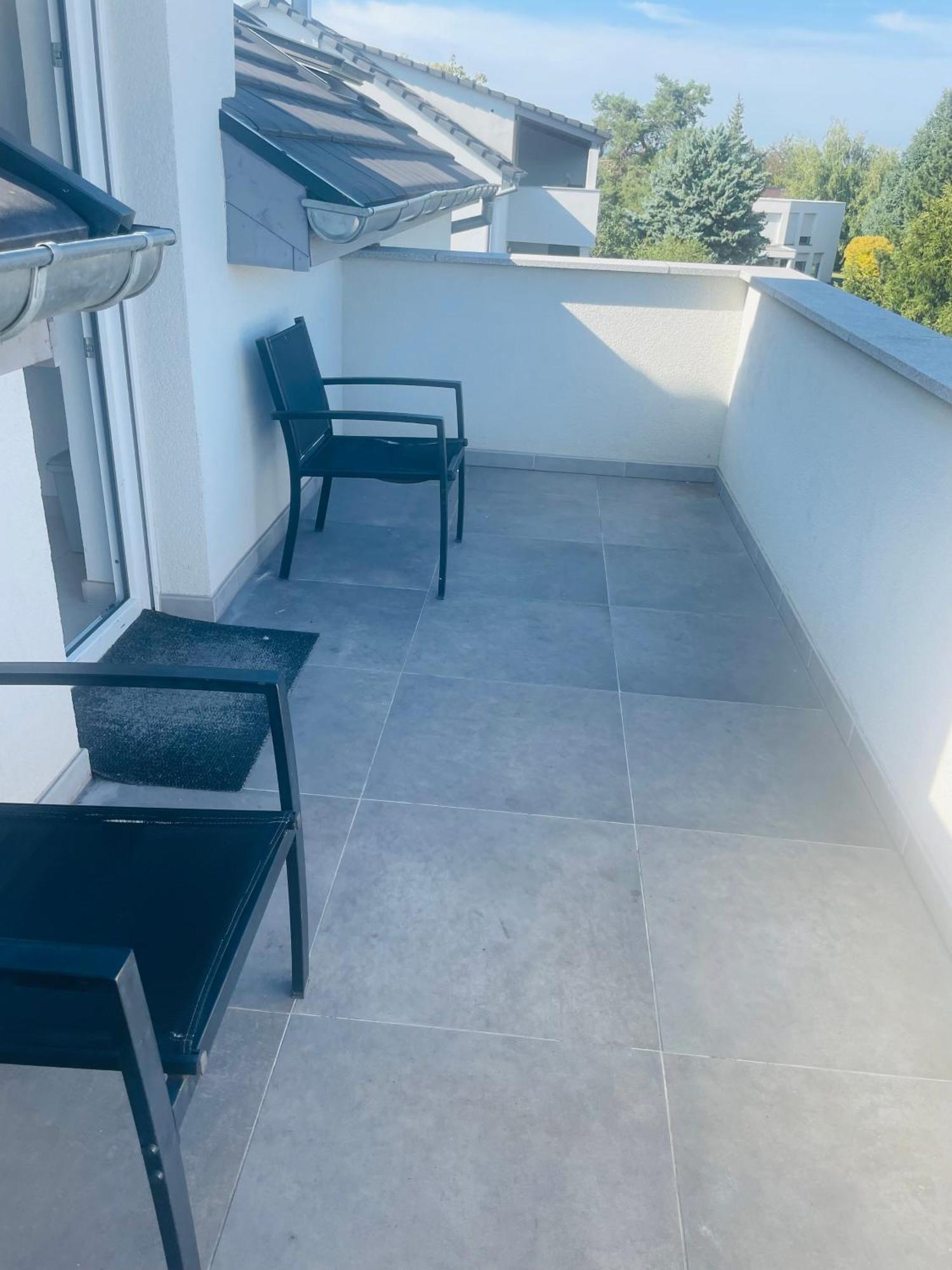 Appartement Bes,, Attique Neuf Avec Confort Wittenheim Eksteriør billede