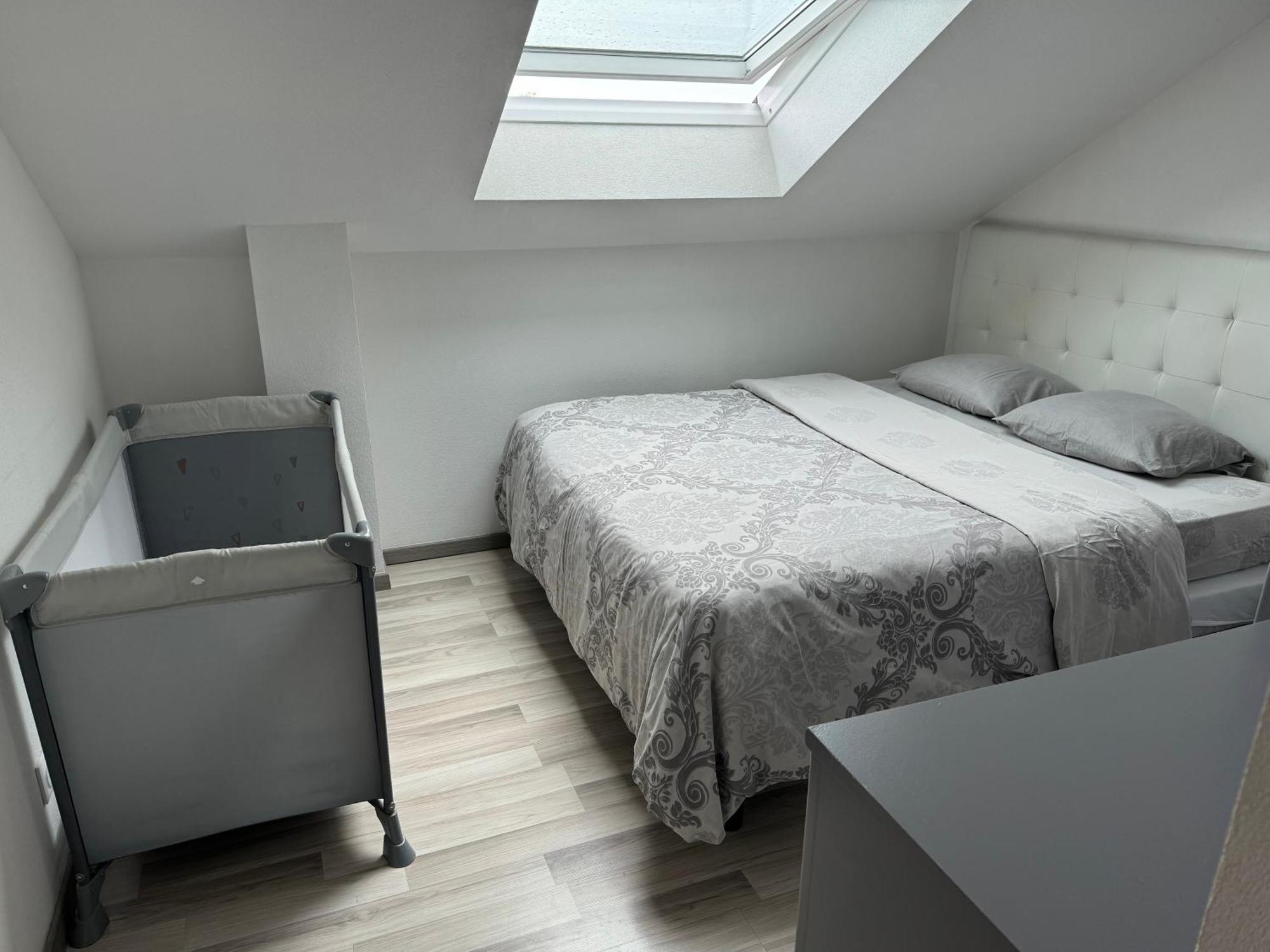 Appartement Bes,, Attique Neuf Avec Confort Wittenheim Eksteriør billede