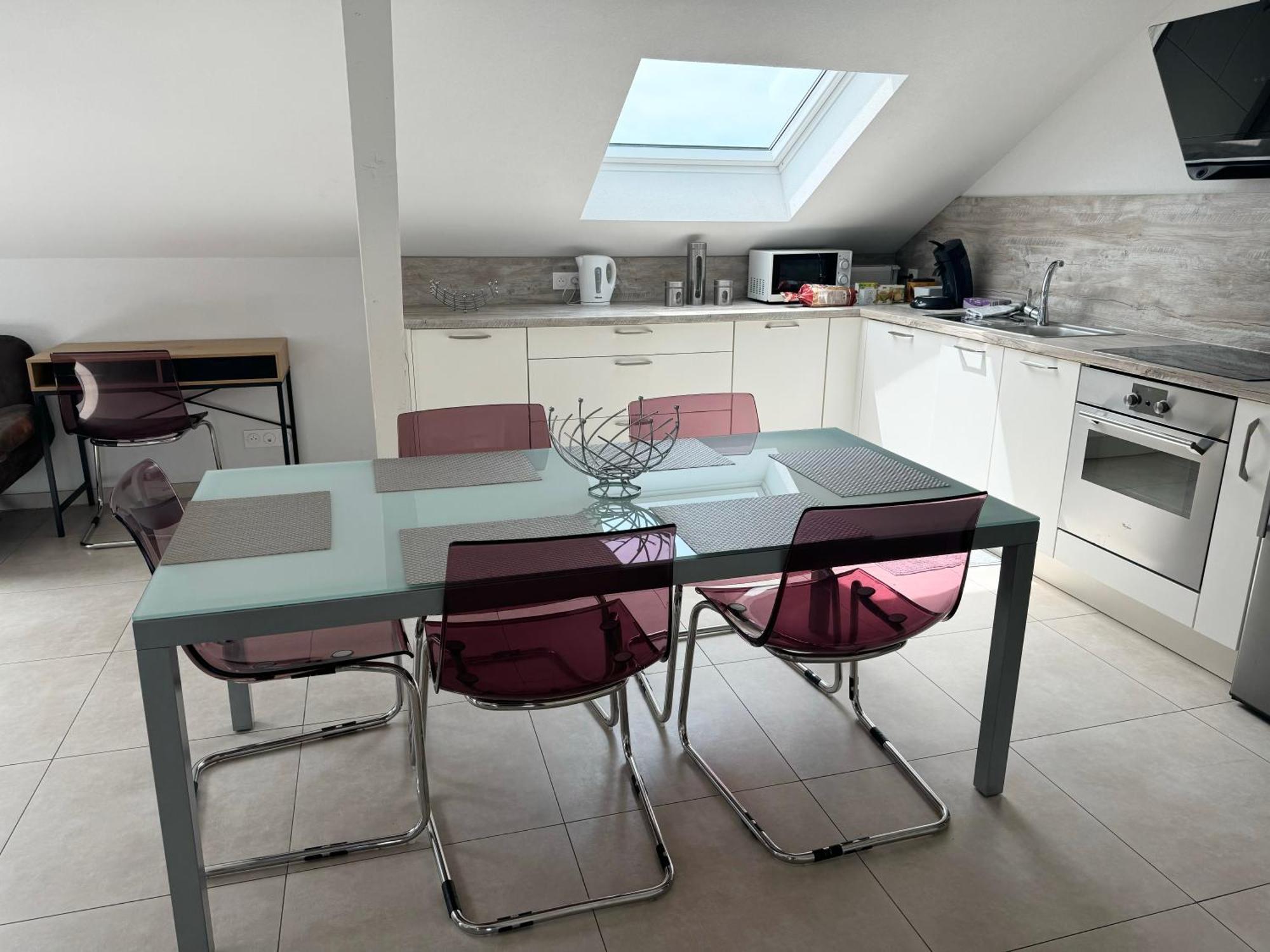 Appartement Bes,, Attique Neuf Avec Confort Wittenheim Eksteriør billede