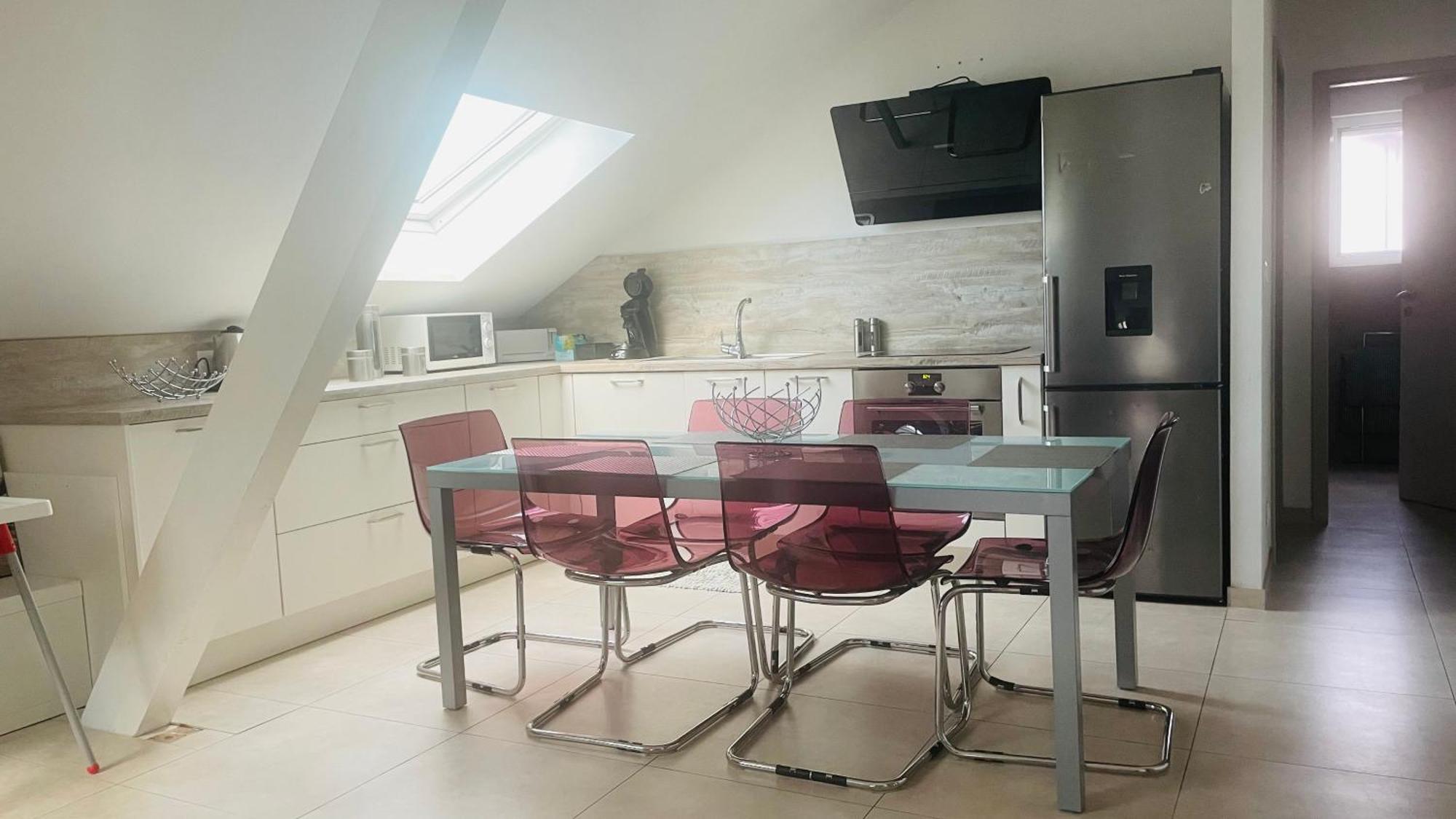 Appartement Bes,, Attique Neuf Avec Confort Wittenheim Eksteriør billede